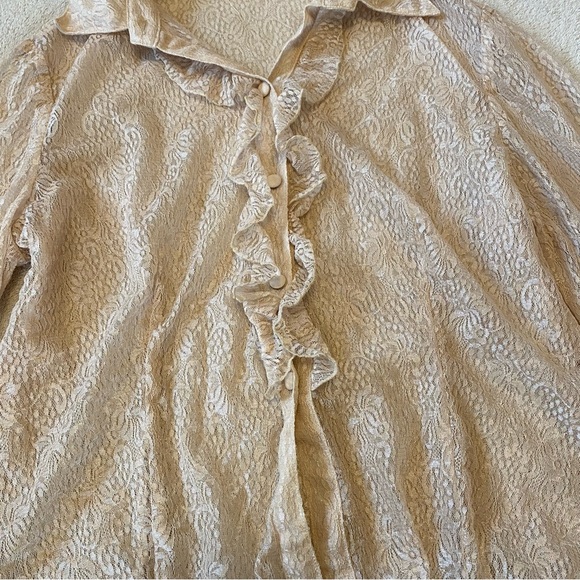 Vintage 90s Ruffle Top - Picture 3 of 6